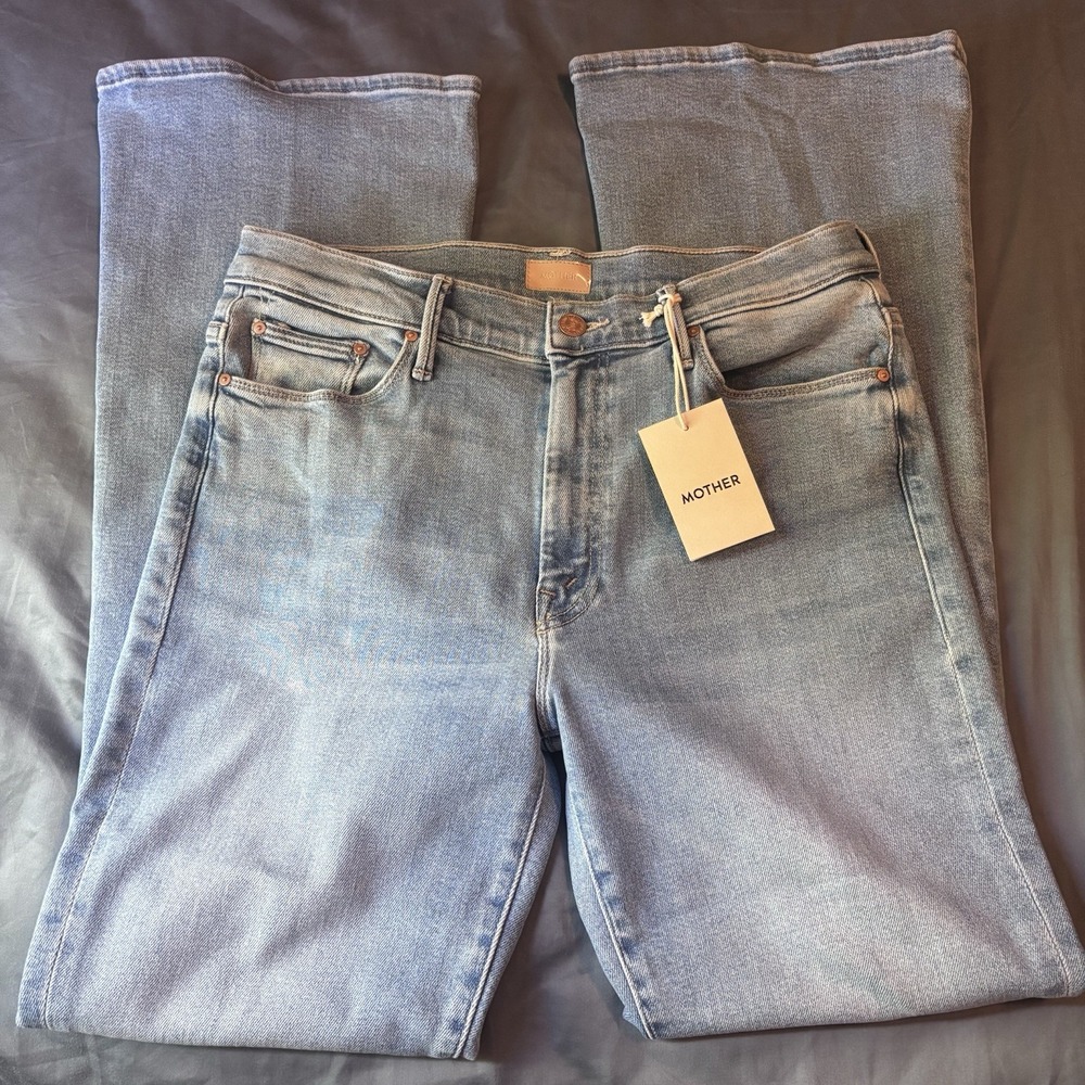 MOTHER Denim The Weekender Blessing In Disguise Jeans 31 Light Wash Flare NWT